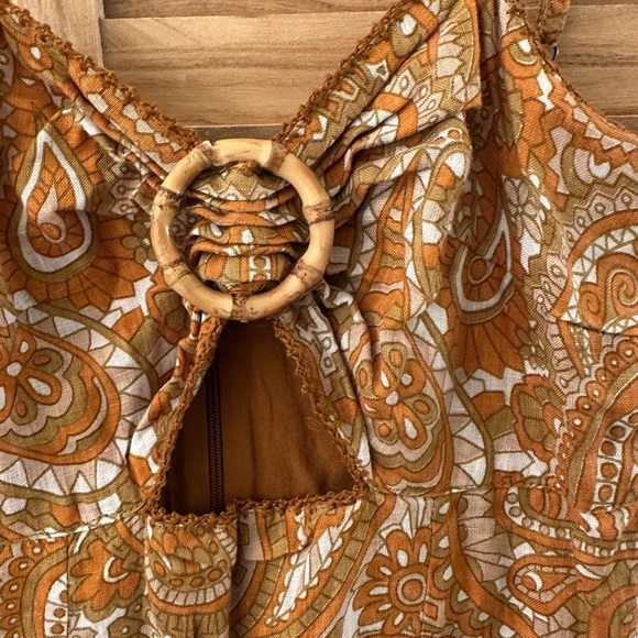 Chasing Unicorn Paisley Mini Cut Out Front Dress size XS - Picture 3 of 7